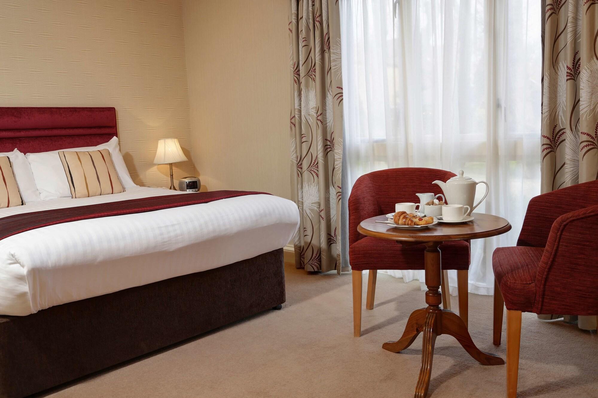 Knights Hill Hotel & Spa King's Lynn Bagian luar foto